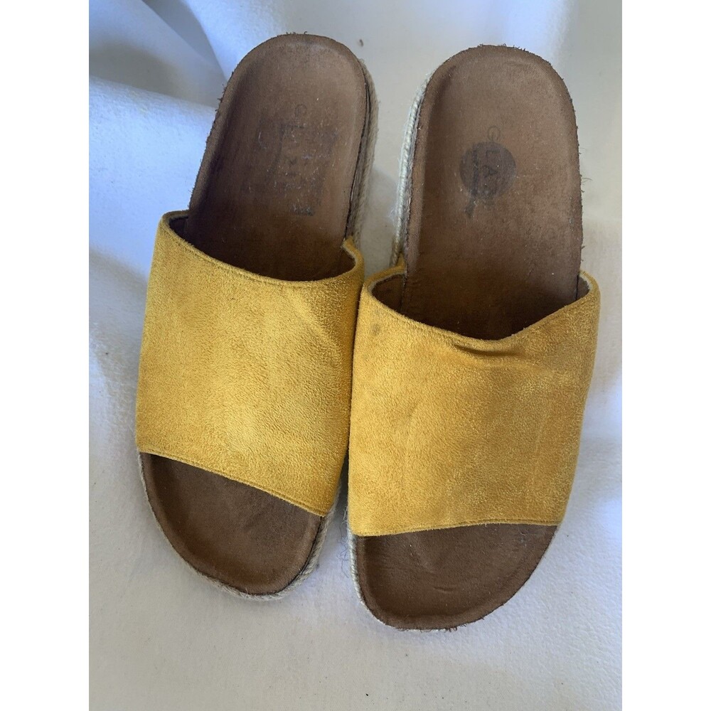 Slip On Slide Sandals Womens 7.5 Gold ArchFit